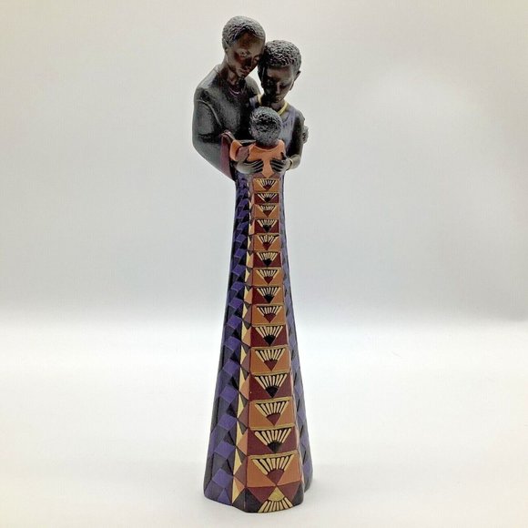 Mahogany Princess, "Eyes of the Future" Figurine - Picture 9 of 12